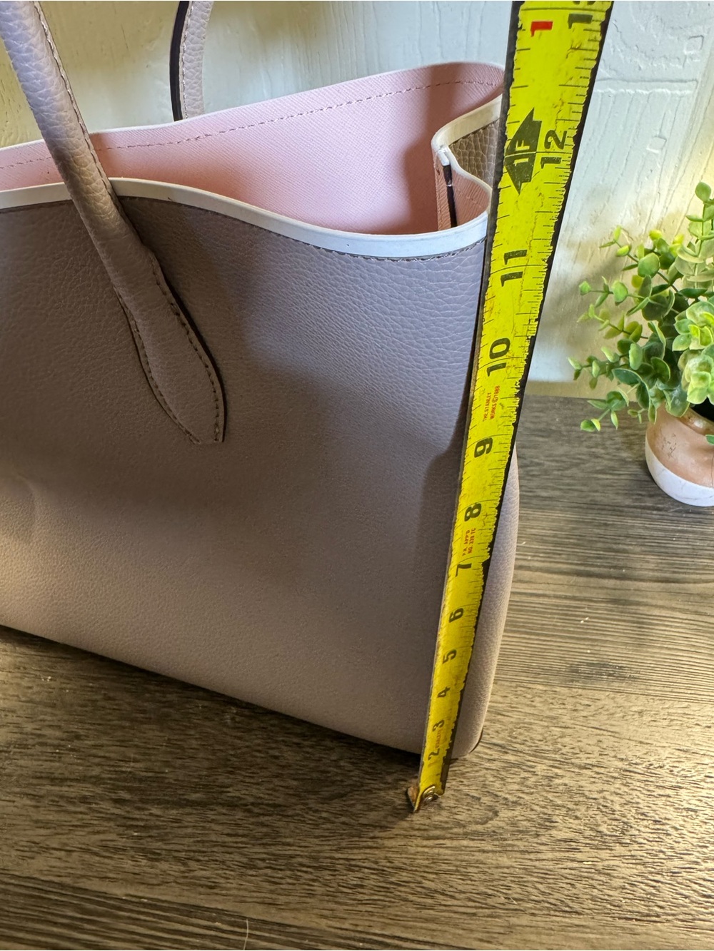 Kate Spade Eva Large Taupe Tote with Pink Interior EUC - Picture 11 of 13